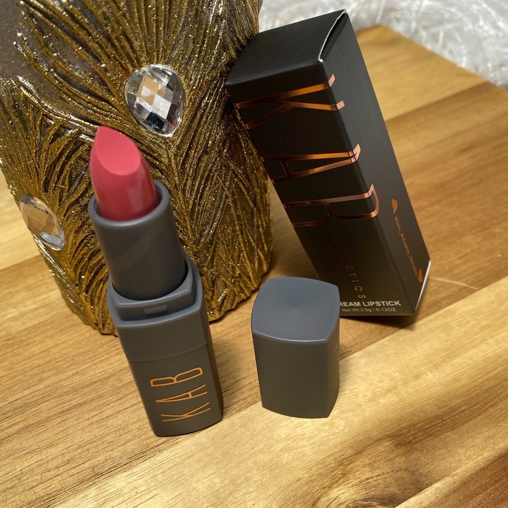 2/$25 💋 KAB New Cruelty-Free Cream Neutral Pink Tone Lipstick